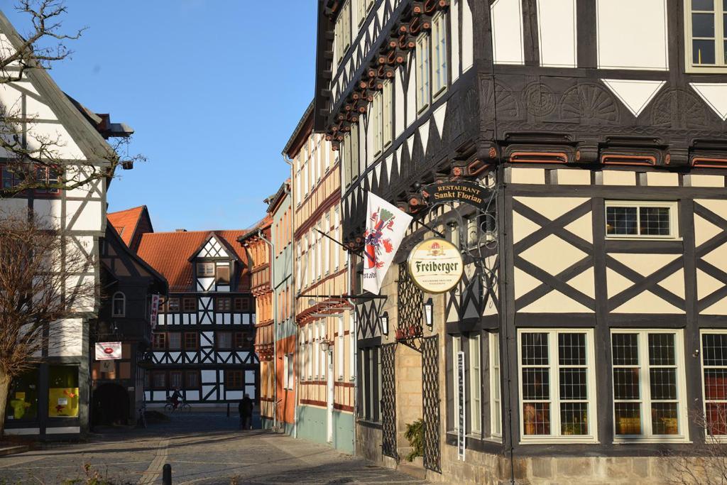 Bed and Breakfast Haus Sankt Florian Halberstadt Exterior foto
